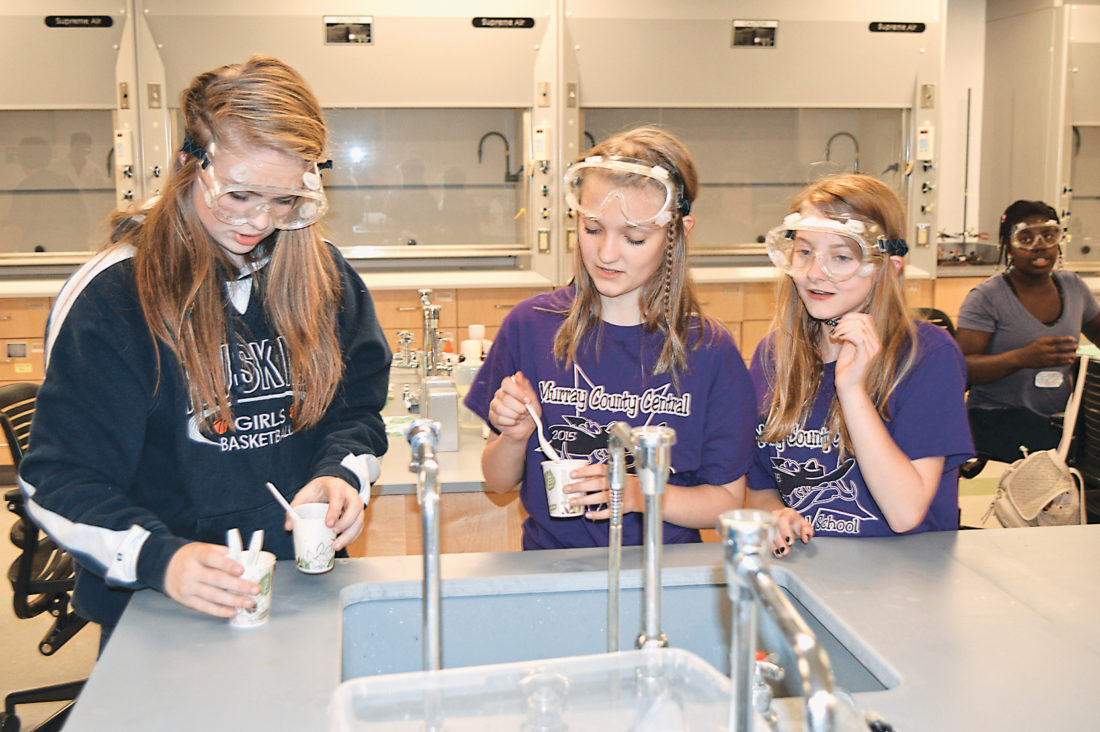 Fun with science News, Sports, Jobs Marshall Independent